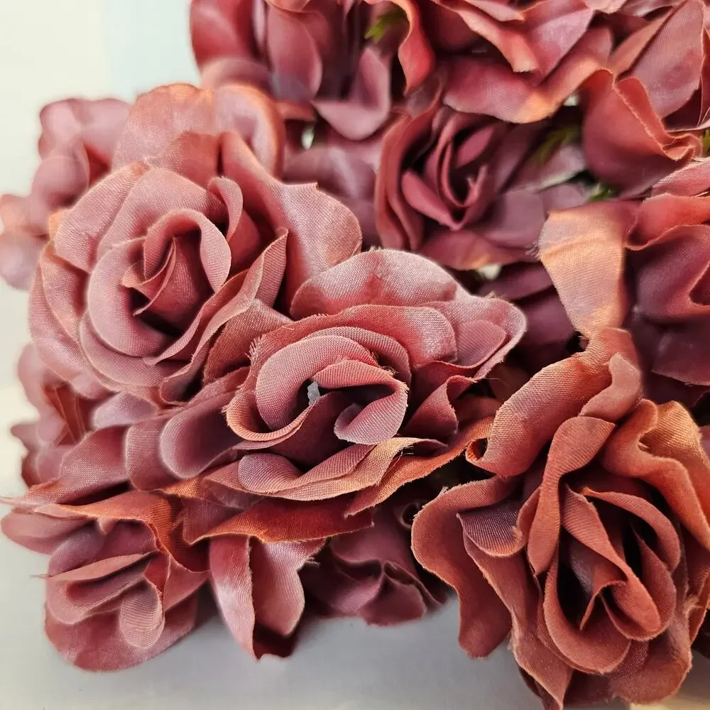 105 Mauve Pink Satin Rose Heads Lot Open Roses Buds Stemless Wedding Craft Decor
